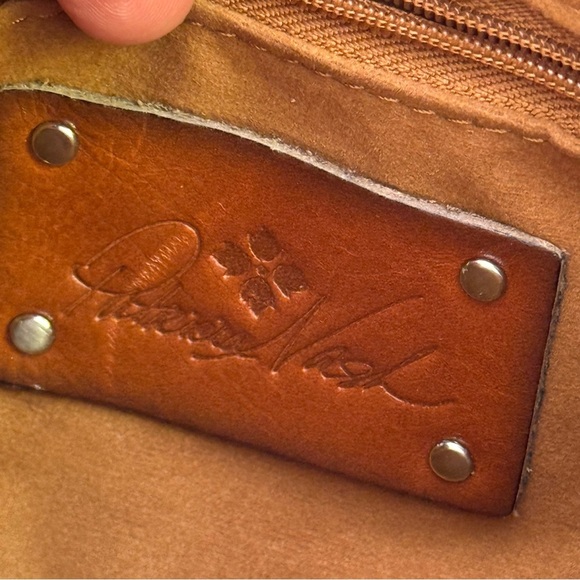 Patricia Nash lemon print leather wristlet with zip 5”x8” clutch blue yellow - Picture 5 of 9